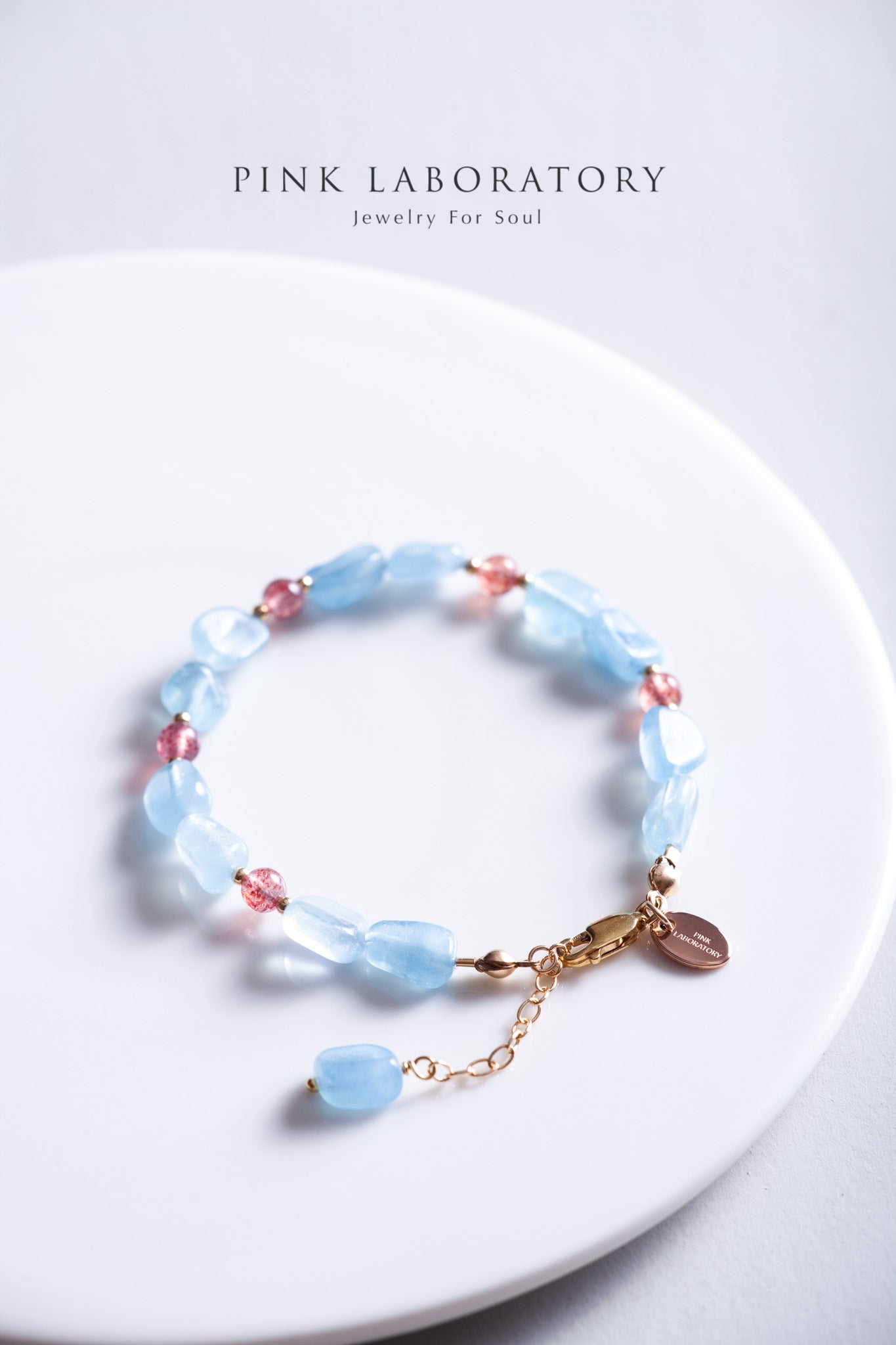 海藍寶草莓晶手鍊