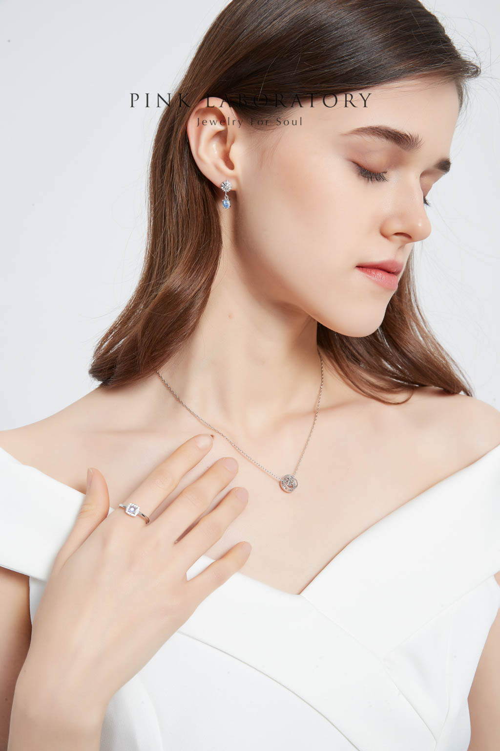 藍光玻璃體月光石925純銀精鍍亮澤白金戒指