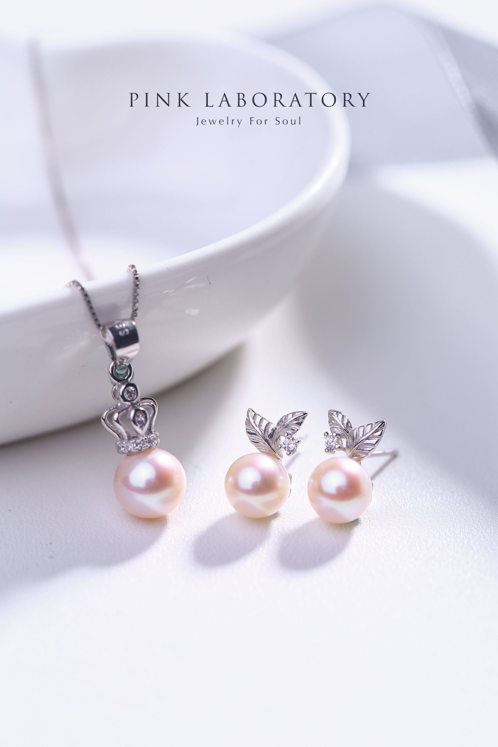 天然淡水珍珠925純銀精鍍亮澤白金耳環