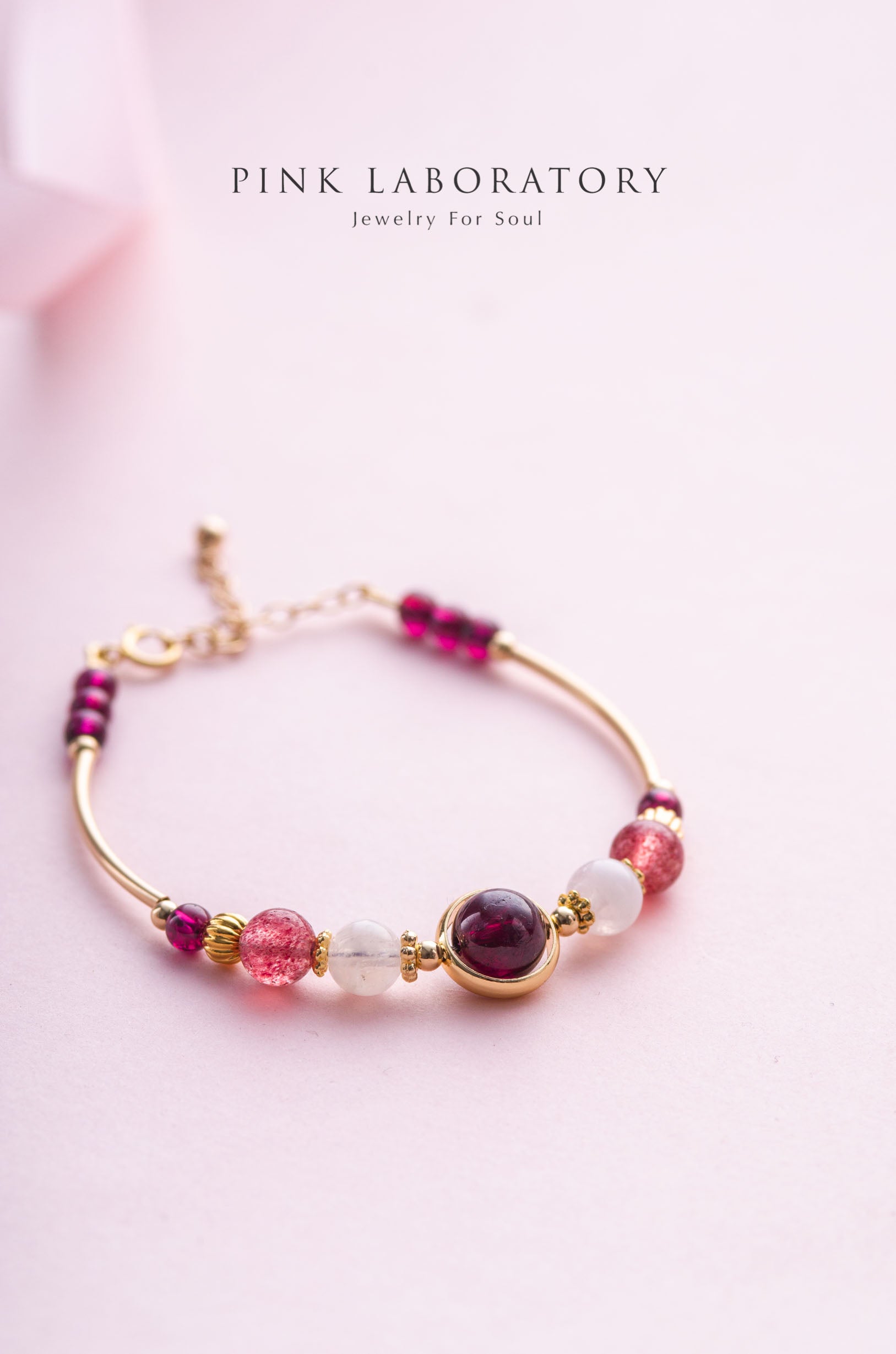 5A紫牙烏石榴石草莓晶手鍊 | 14K包金 |