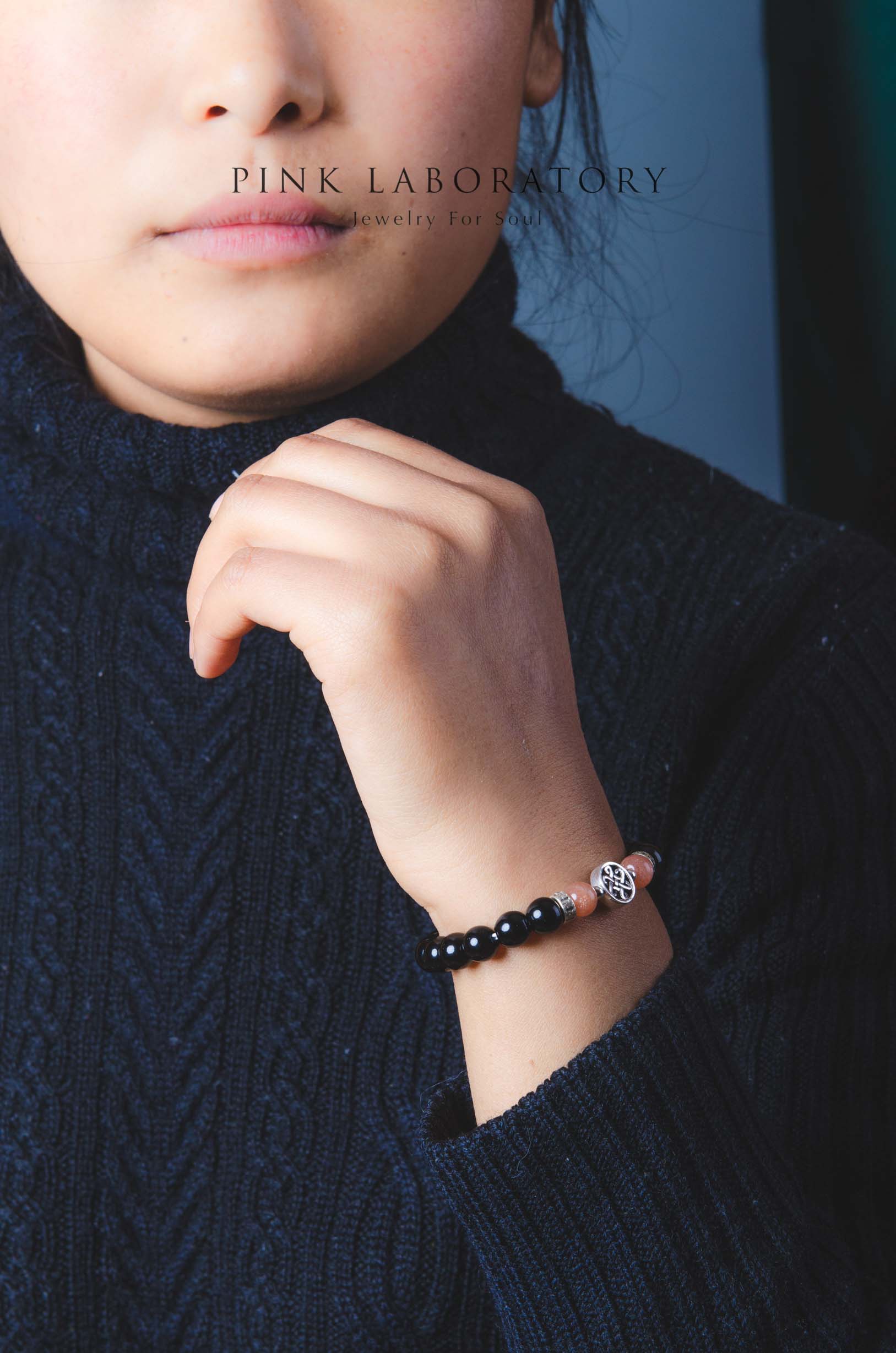 黑瑪瑙太陽石手鍊 | 925純銀泰銀 | 8mm